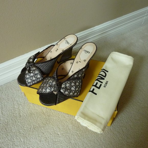 Fendi 'FF' Logo Fabric Bow Detail Mule Sandals 7.5